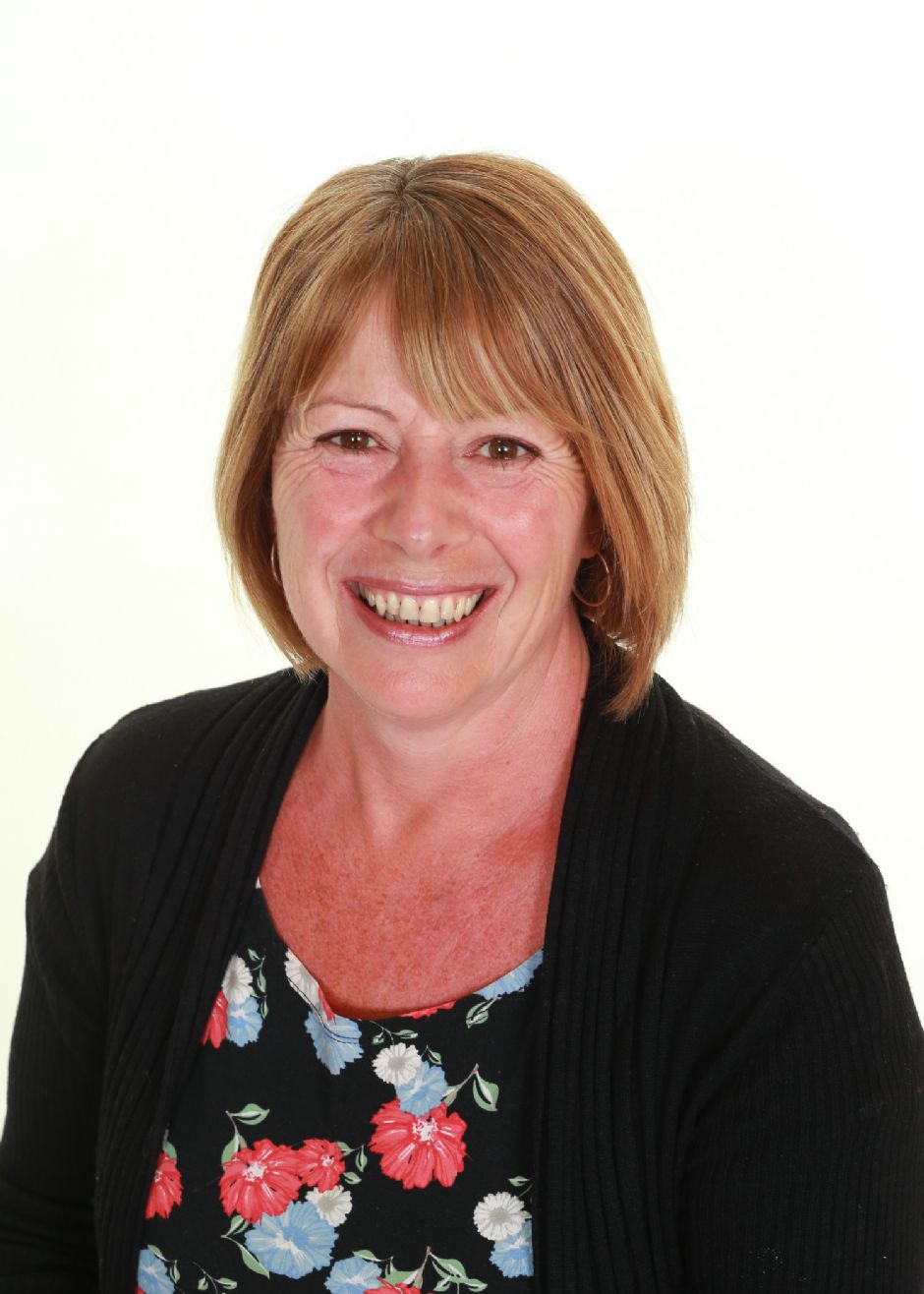 Mrs J Hopewell